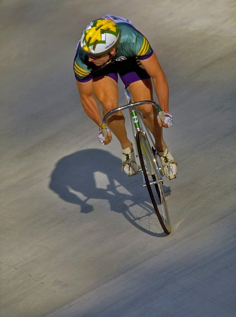 西部战局：勇船狼齐取胜利，灰熊换帅引关注，第六之争进入白热化.